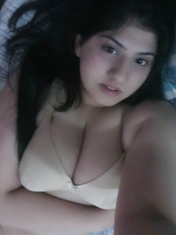 Super cute indian big boobs girl nude images full nude pics album (3)