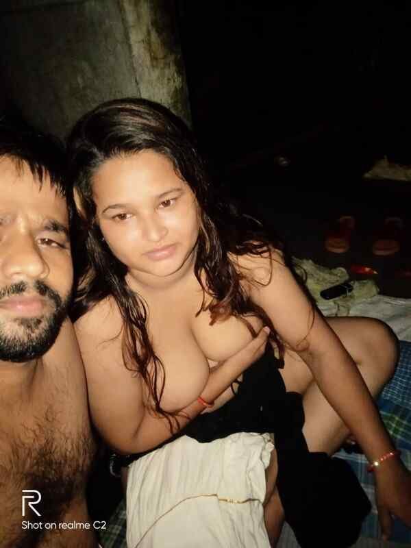 Super hottest milf big boobs girl nude images full nude pics album (3)