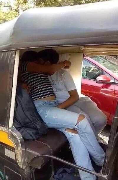 Very horny couple indian porne enjoy in auto on road