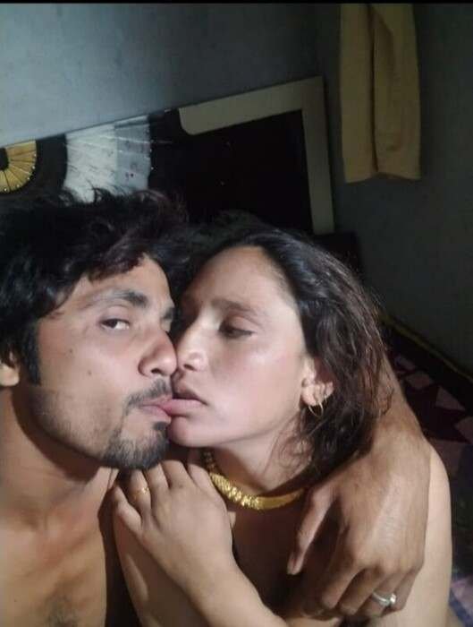 Very horny paki lover couple hot nudes all nude pics album (1)