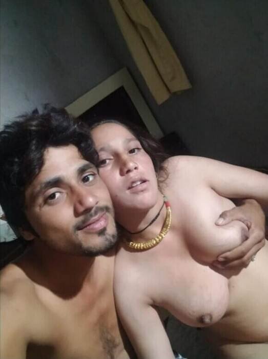 Very horny paki lover couple hot nudes all nude pics album (2)
