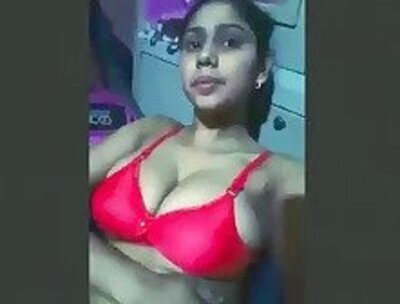 Desi milk tanker girl randisex showing her big tits mms xvedios
