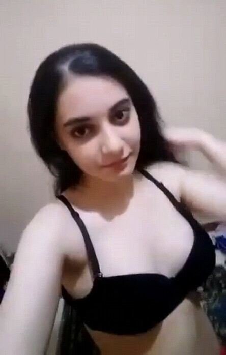 Extremely cute pai girl sexy xxx pakistan show nice tits mms