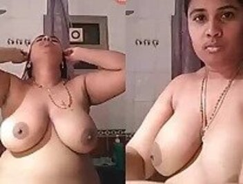 Sexy hot xxx bhabi hd showing big tits milk tank mms