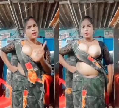 Village-very-horny-hot-savita-bhabhi-xx-nude-dance-viral-mms.jpg