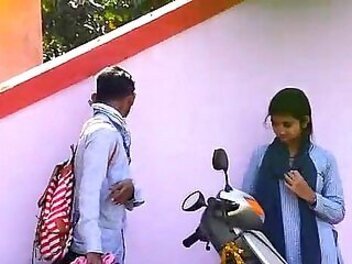 Horny-sexy-college-lover-couple-xxx-video-deshi-enjoy-outdoor.jpg