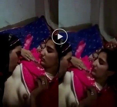 Paki-horny-beautiful-girls-pakistani-sextube-suck-lesbian-viral-mms.jpg