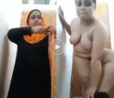 tapse-panu-xxx-desi-Muslim-hot-bhabi-show-boob-pussy-mms.jpg