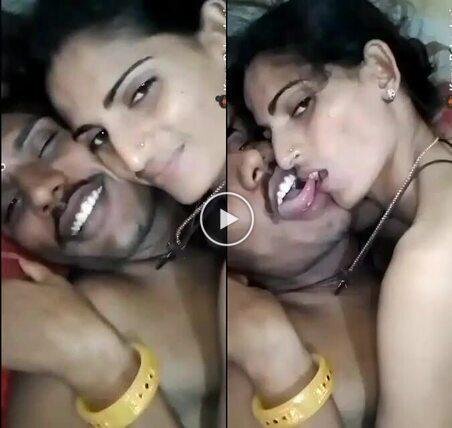 paki-hidden-cam-porn-horny-paki-girl-having-bf-viral-mms.jpg