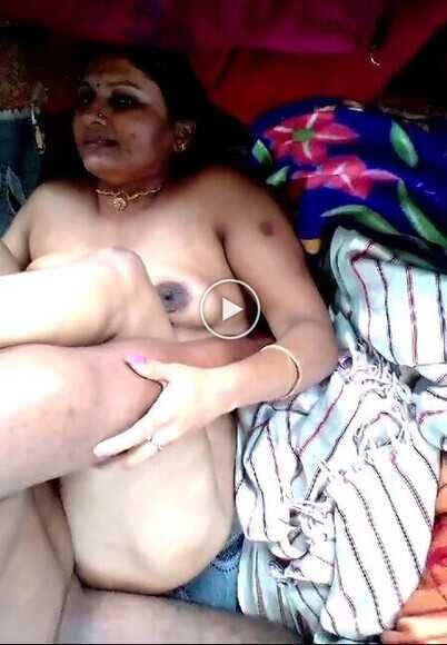 Desi-village-amateur-hot-desi-aunty-porn-fuck-dewar-mms.jpg