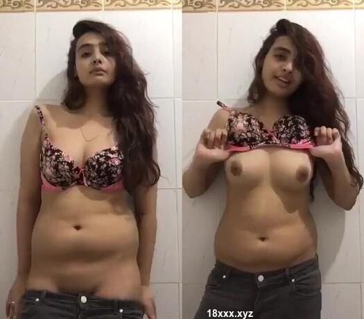 Beautiful-hottest-sexy-babe-indian-horny-nude-live.jpg